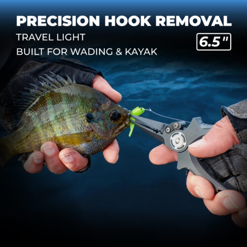 Gomexus 6.5 inch straight nose Titanium Fishing Pliers executing precision hook removal