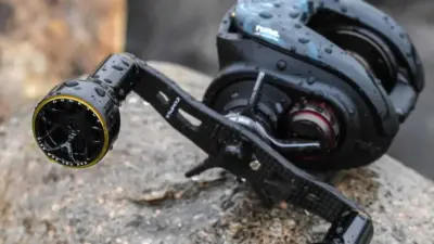 finesse bass fishing：Gomexus carbon handle dc105 gold